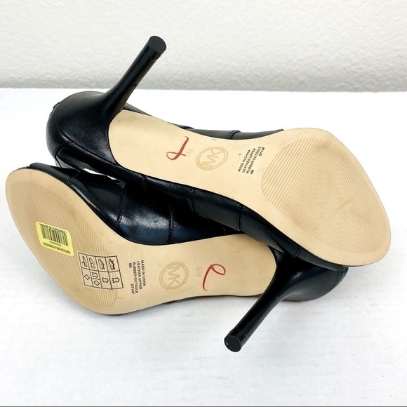 MICHAEL Michael Kors Black Leather Gladiator 4”Heels Size 8 - Picture 9 of 9
